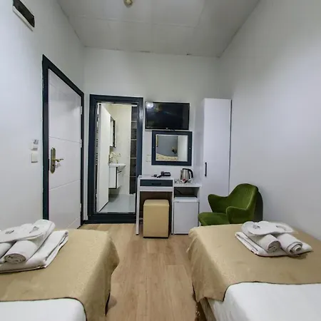 Mara Hotell 3*