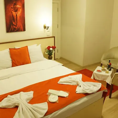 Mara Hotell