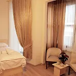 Mara מלון 3*