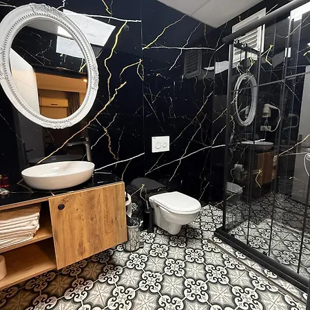 Mara Hotel 3*
